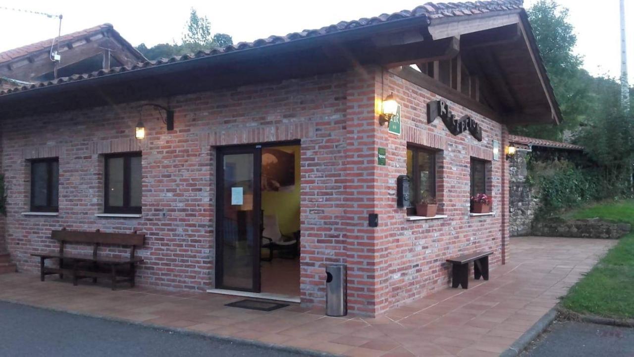 Albergue La Posada Onís Kültér fotó