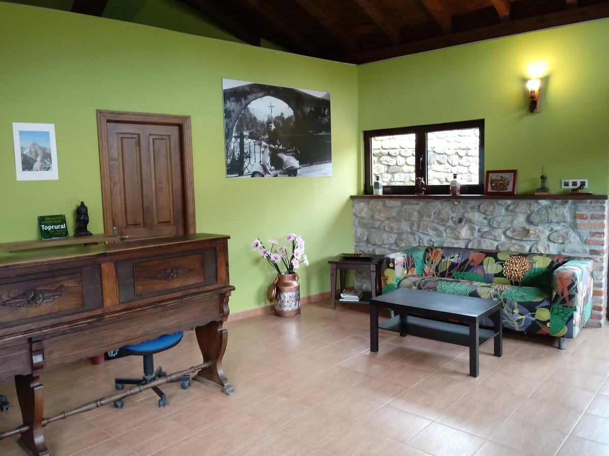 Albergue La Posada Onís Kültér fotó